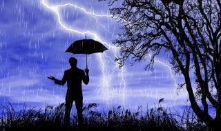 江苏南通遭极端天气